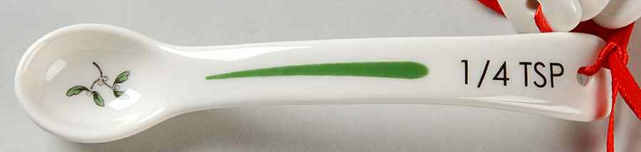 Christmas Tree 1/4 Teaspoon Ceramic Measuring Spoon by Spode-1