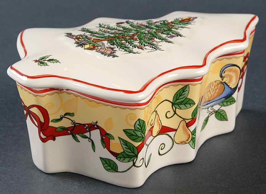 Christmas Tree 2012 Annual Tree Box & Lid by Spode-1