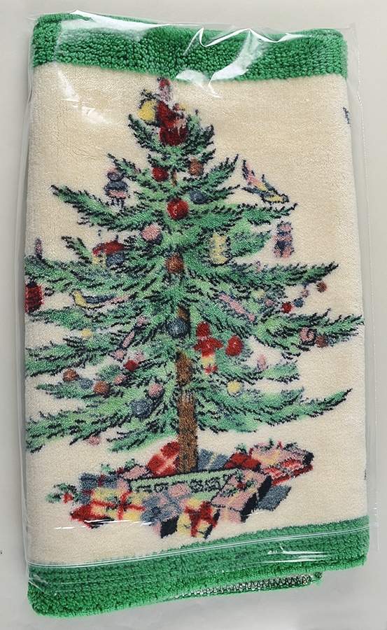 Christmas Tree Bath Rug by Spode-1