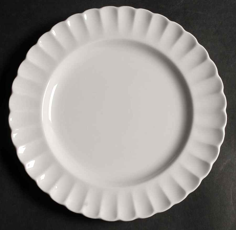 Chelsea White Salad Plate by Spode-1