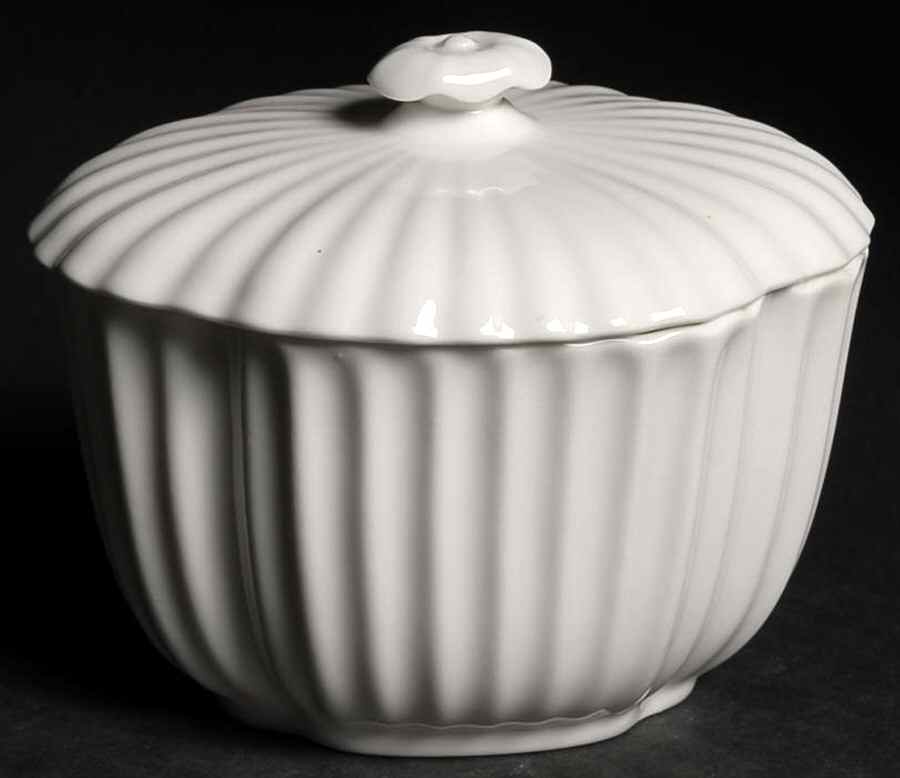 Chelsea White Sugar Bowl & Lid by Spode-1