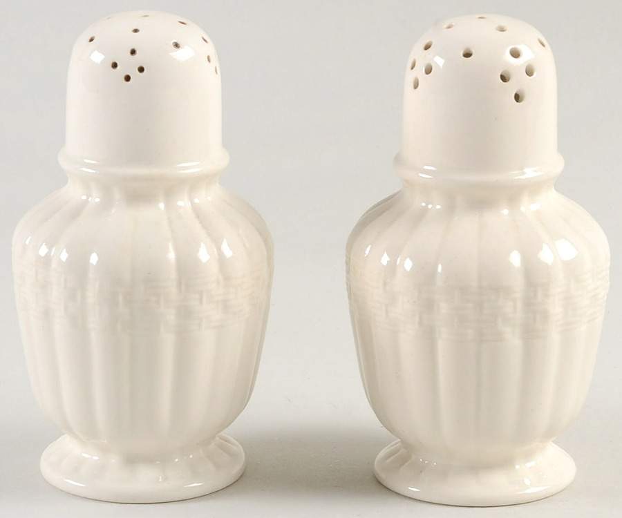 Chelsea Wicker Salt & Pepper Set by Spode-1