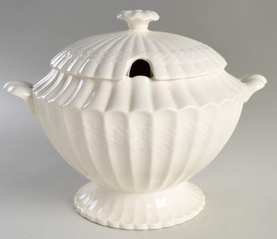 Chelsea Wicker Tureen &  Lid by Spode-1