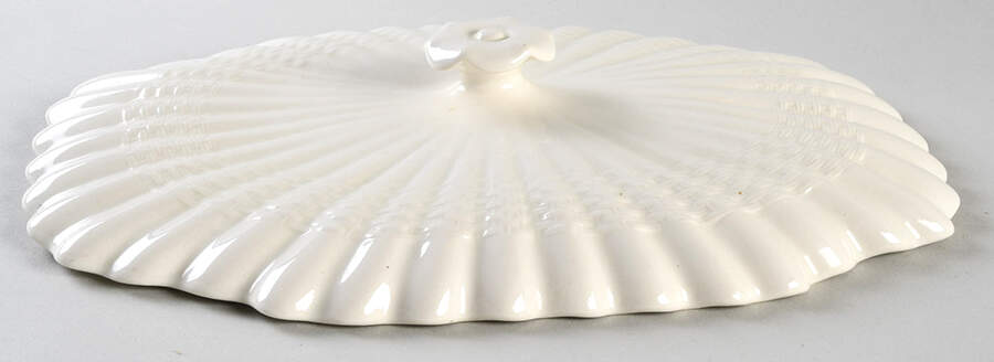 Chelsea Wicker Lid for Oval Vegetable by Spode-1