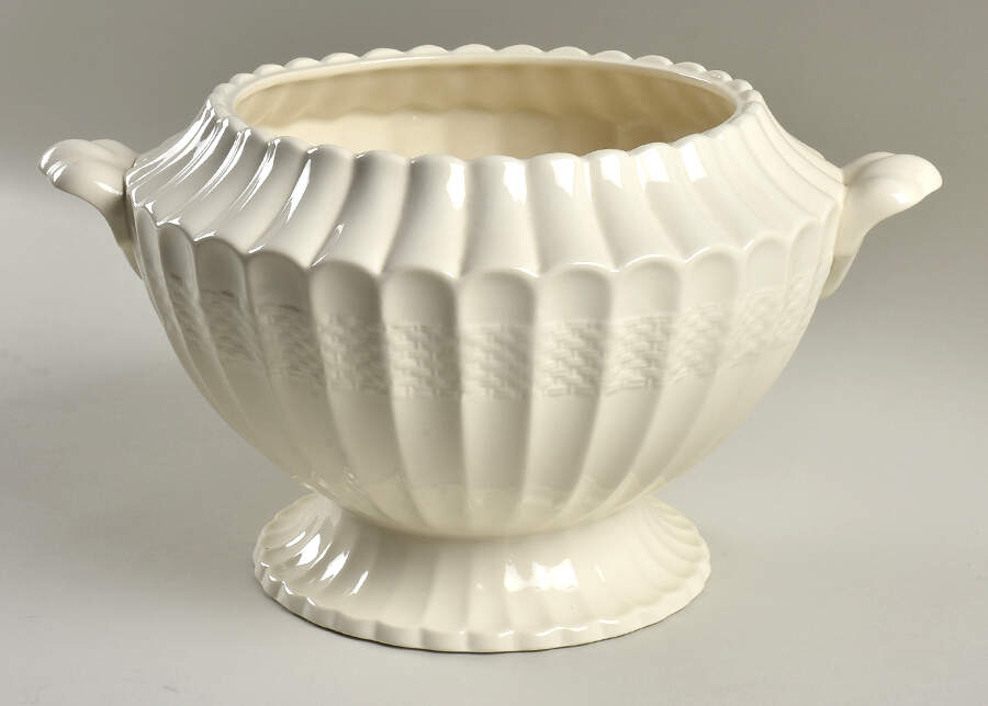 Chelsea Wicker Tureen No Lid by Spode-1