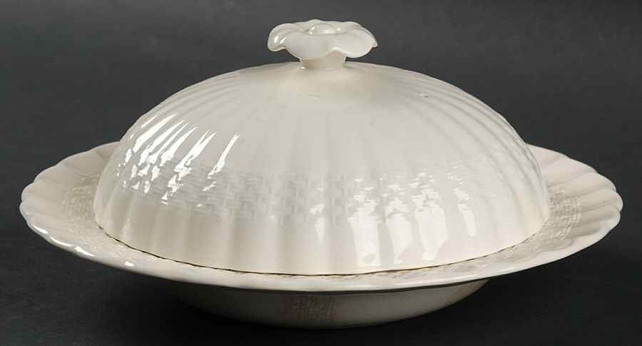 Chelsea Wicker Round Covered Butter by Spode-1