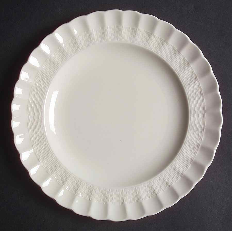 Chelsea Wicker Luncheon Plate by Spode-1