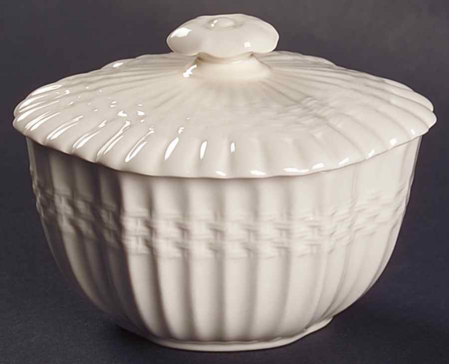 Chelsea Wicker Mini Sugar Bowl & Lid by Spode-1