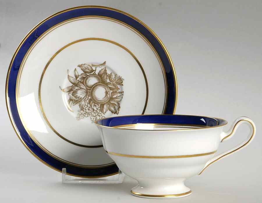 Claridge Footed Cup & Saucer Set by Spode-1