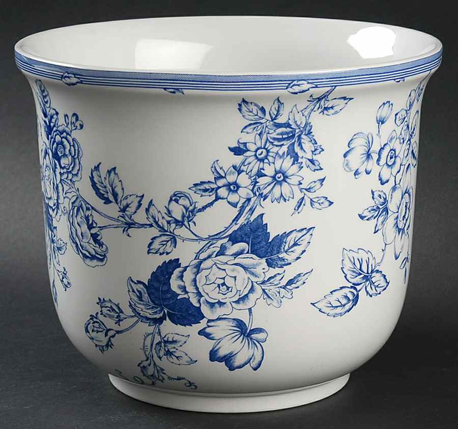 Clifton Medium Cachepot by Spode-1
