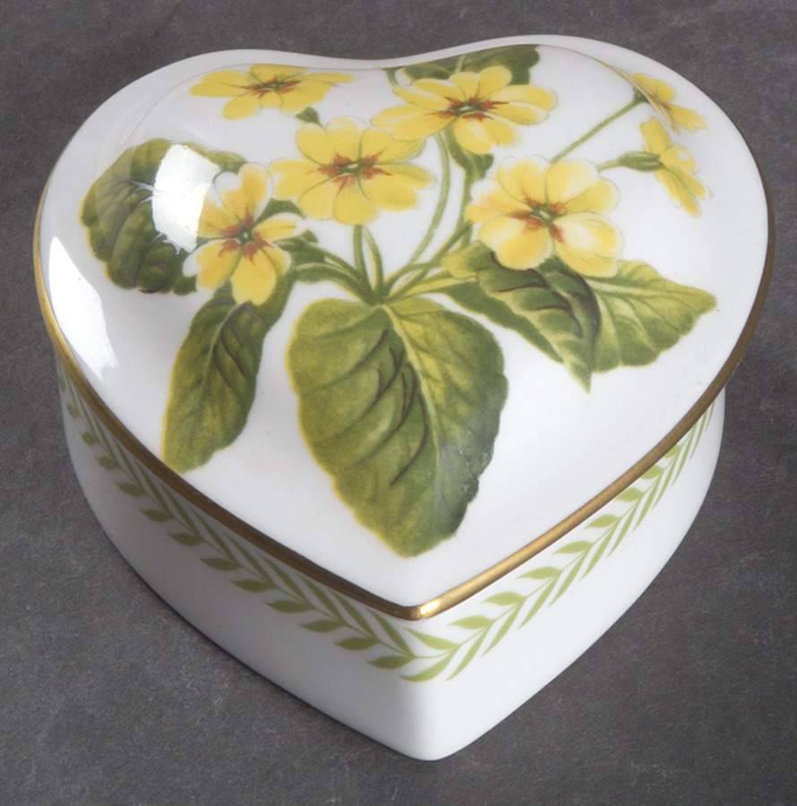 Country Lane Heart Shape Box & Lid by Spode-1
