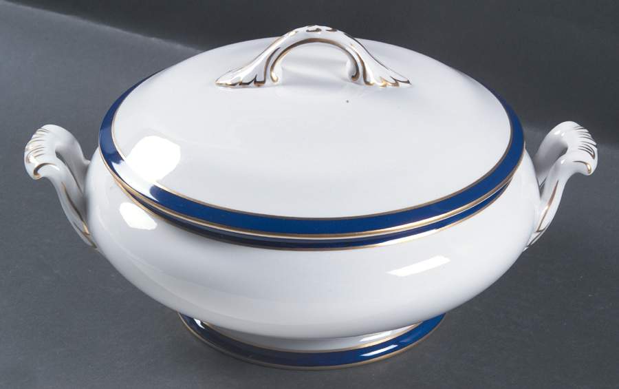 Consul Cobalt Round Covered Vegetable by Spode-1
