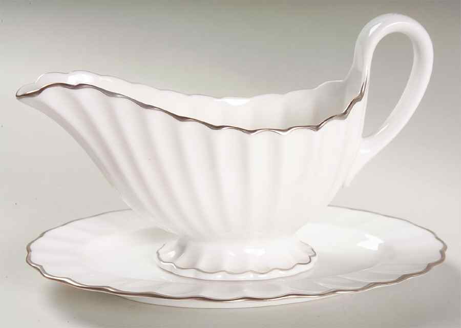 Corinth (PlatinumTrim) Gravy Boat & Underplate by Spode-1