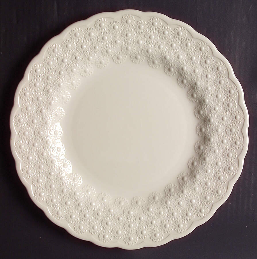 Daisy Embossed (All Off White) Dinner Plate by Spode-1