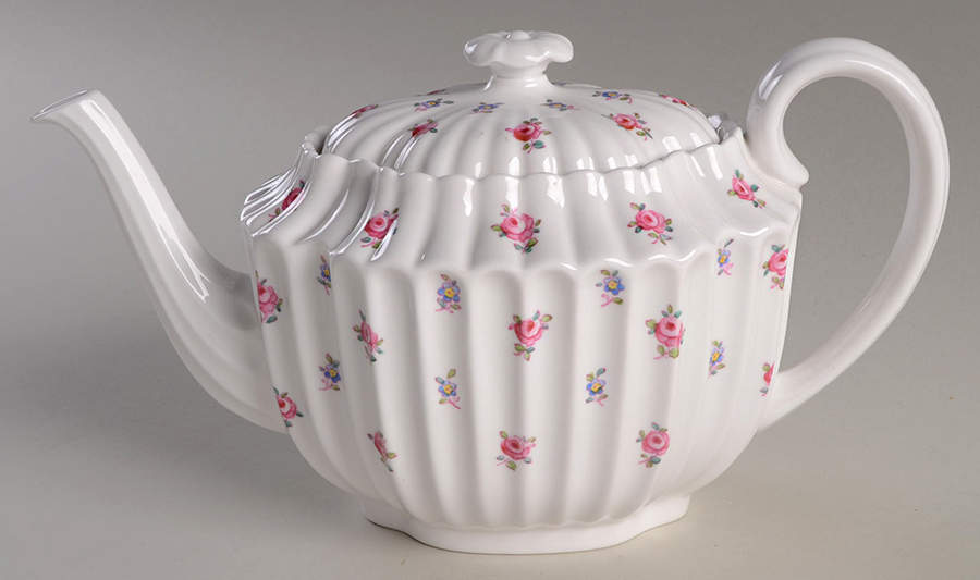 Dimity Teapot & Lid by Spode-1