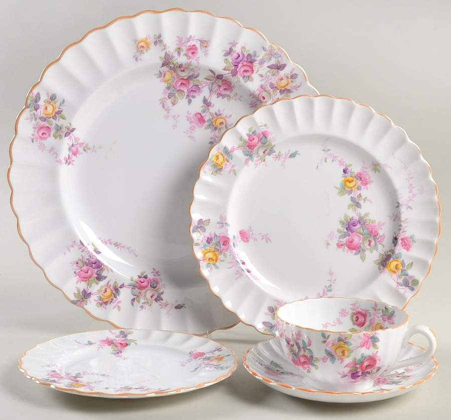 Dorothy Perkins 5 Piece Place Setting by Spode-1