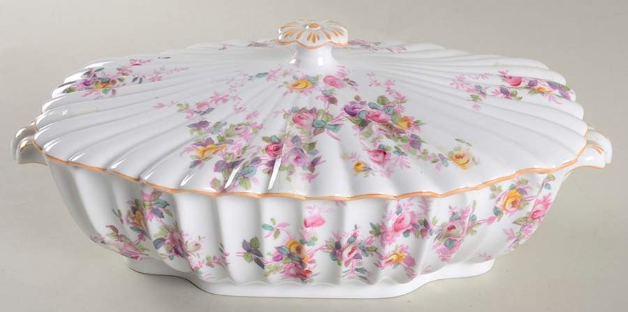 Dorothy Perkins Oval Covered Vegetable by Spode-1