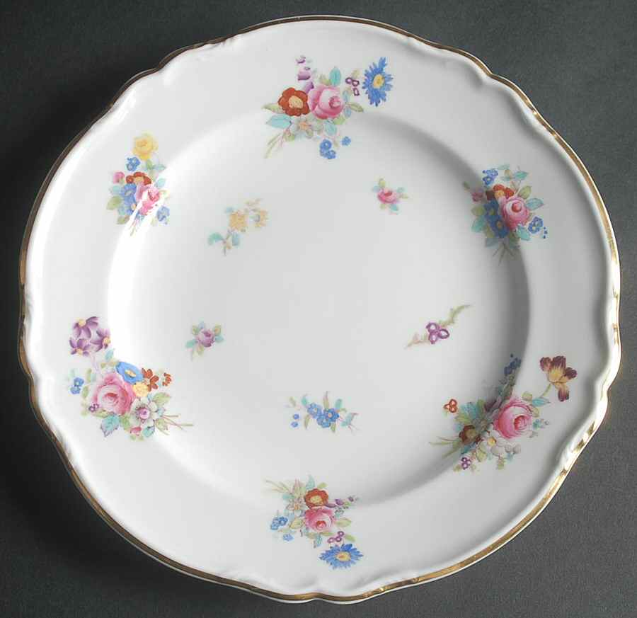 Dresden Rose (R2241, Scalloped, Gold) Luncheon Plate by Spode-1