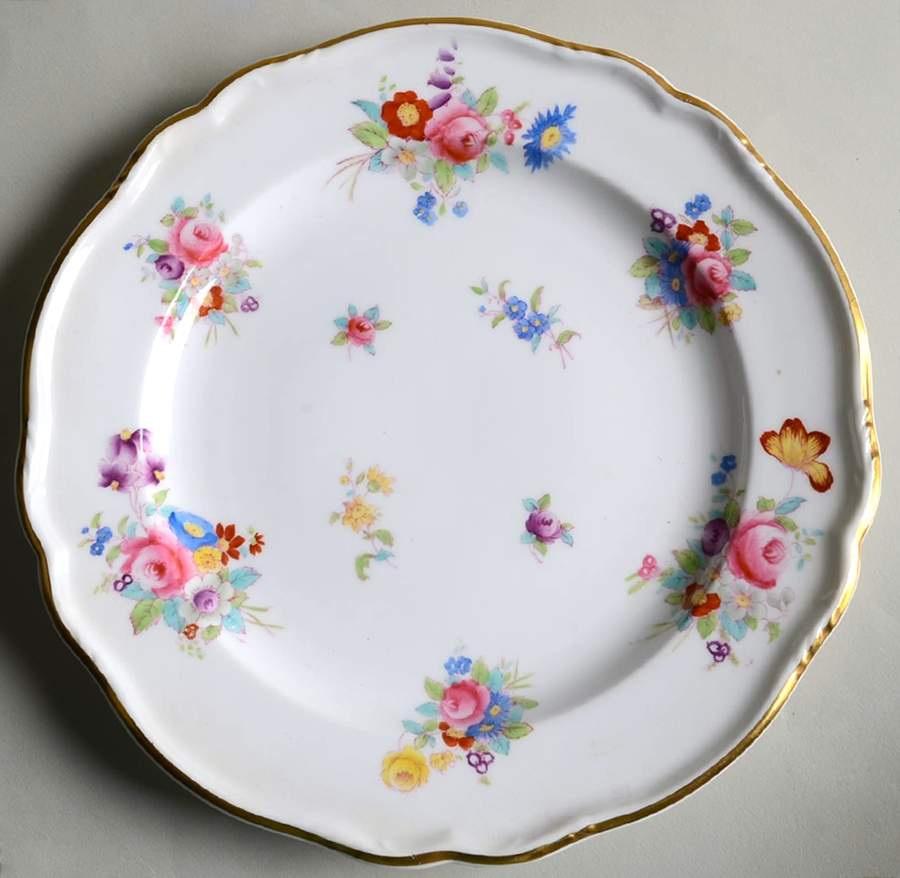 Dresden Rose (R2241, Scalloped, Gold) Salad Plate by Spode-1