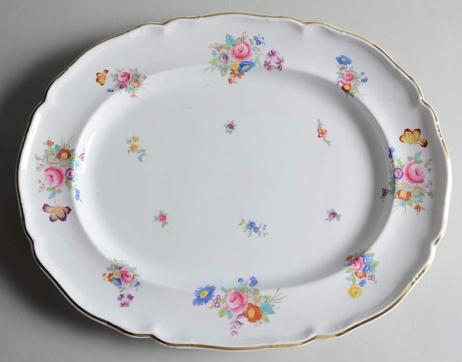 Dresden Rose (R2241, Scalloped, Gold) 15" Oval Serving Platter by Spode-1