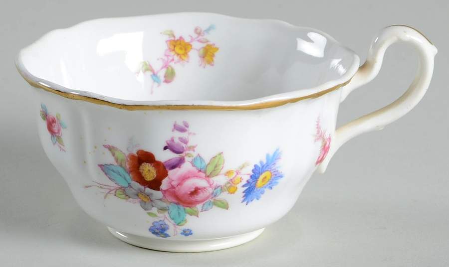 Dresden Rose (R2241, Scalloped, Gold) Footed Cup by Spode-1