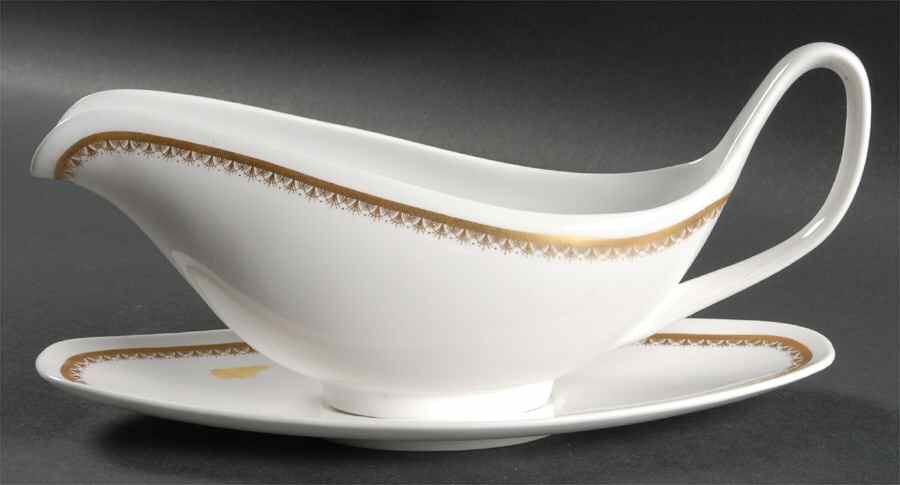 Elizabethan Gravy Boat & Underplate by Spode-1