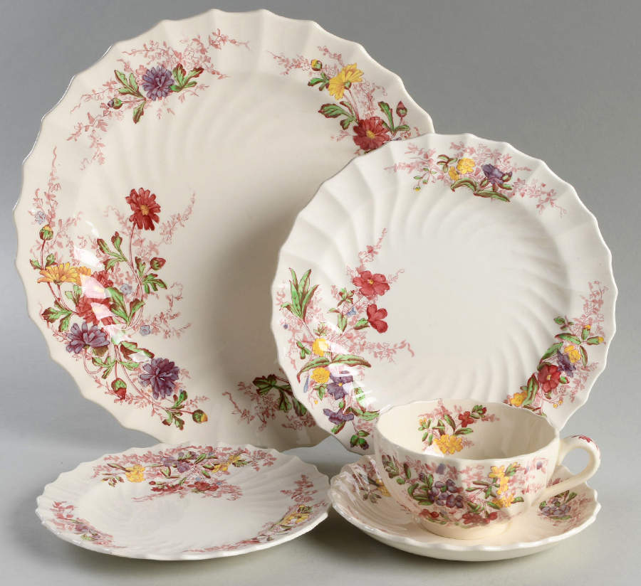 Fairy Dell 5 Piece Place Setting by Spode-1