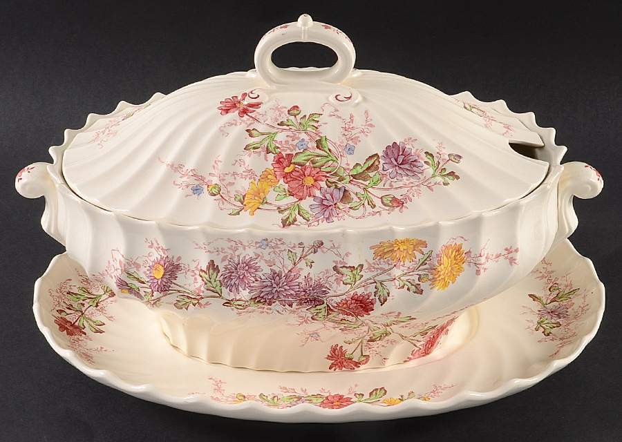 Fairy Dell Oval Tureen & Lid with Underplate by Spode-1