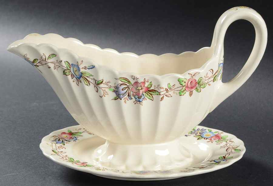 Felicity Gravy Boat with Attached Underplate by Spode-1