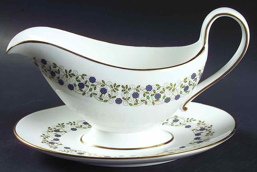 Filigree Gravy Boat with Attached Underplate by Spode-1