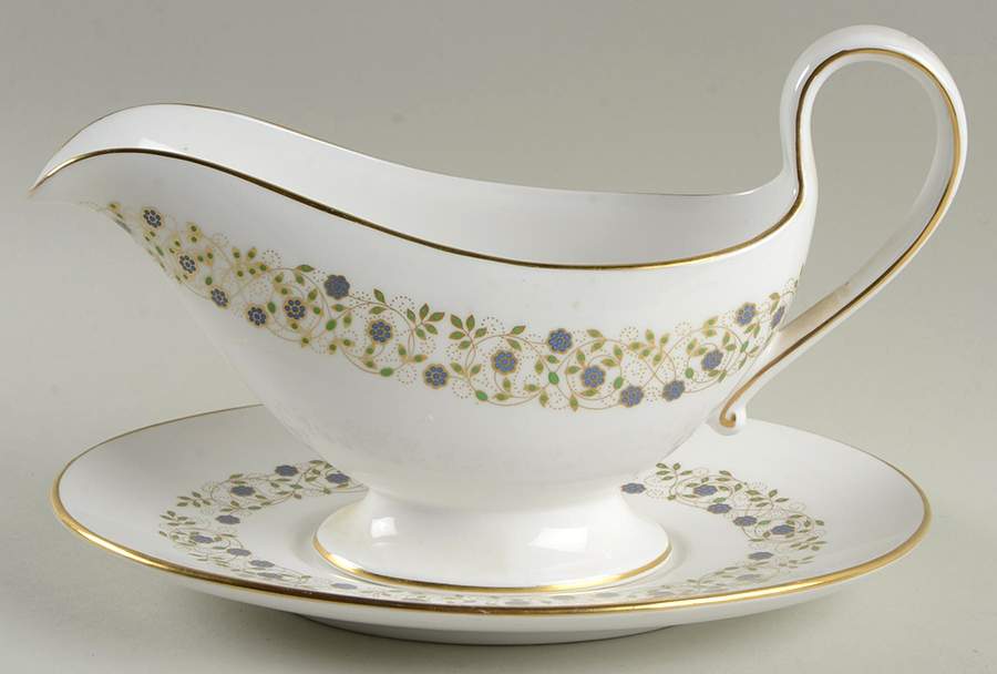 Filigree Gravy Boat & Underplate by Spode-1