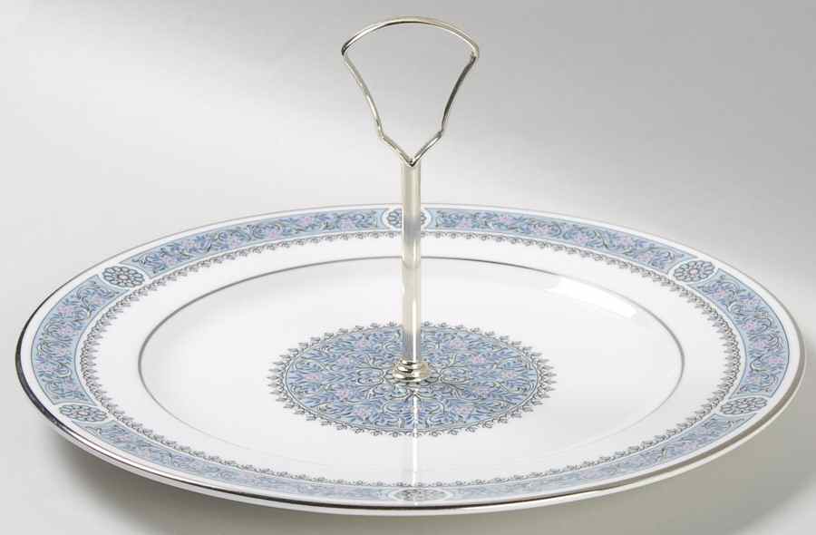 Firenze Round Serving Plate with Handle (DP) by Spode-1