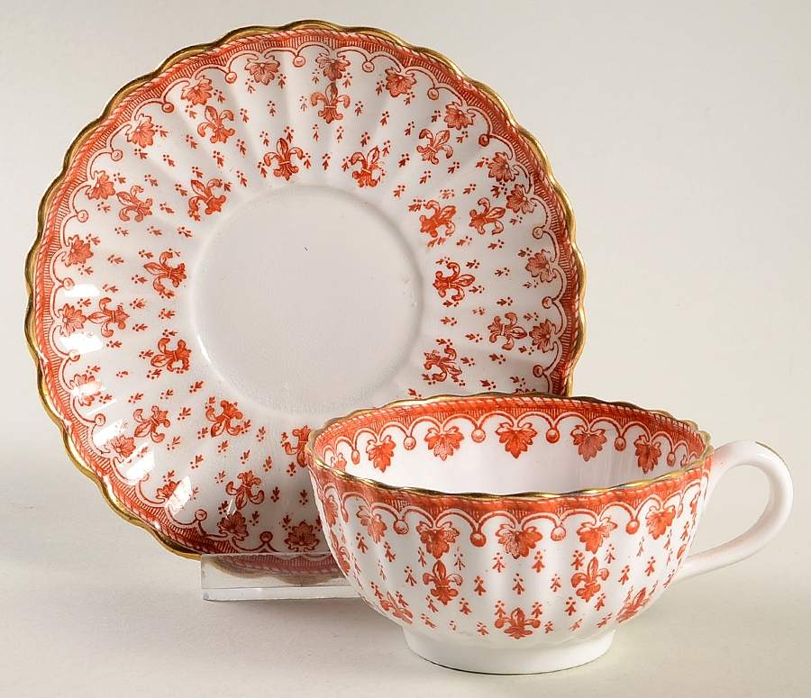 Fleur de Lys Red (4740, Gold Trim) Flat Cup & Saucer Set by Spode-1