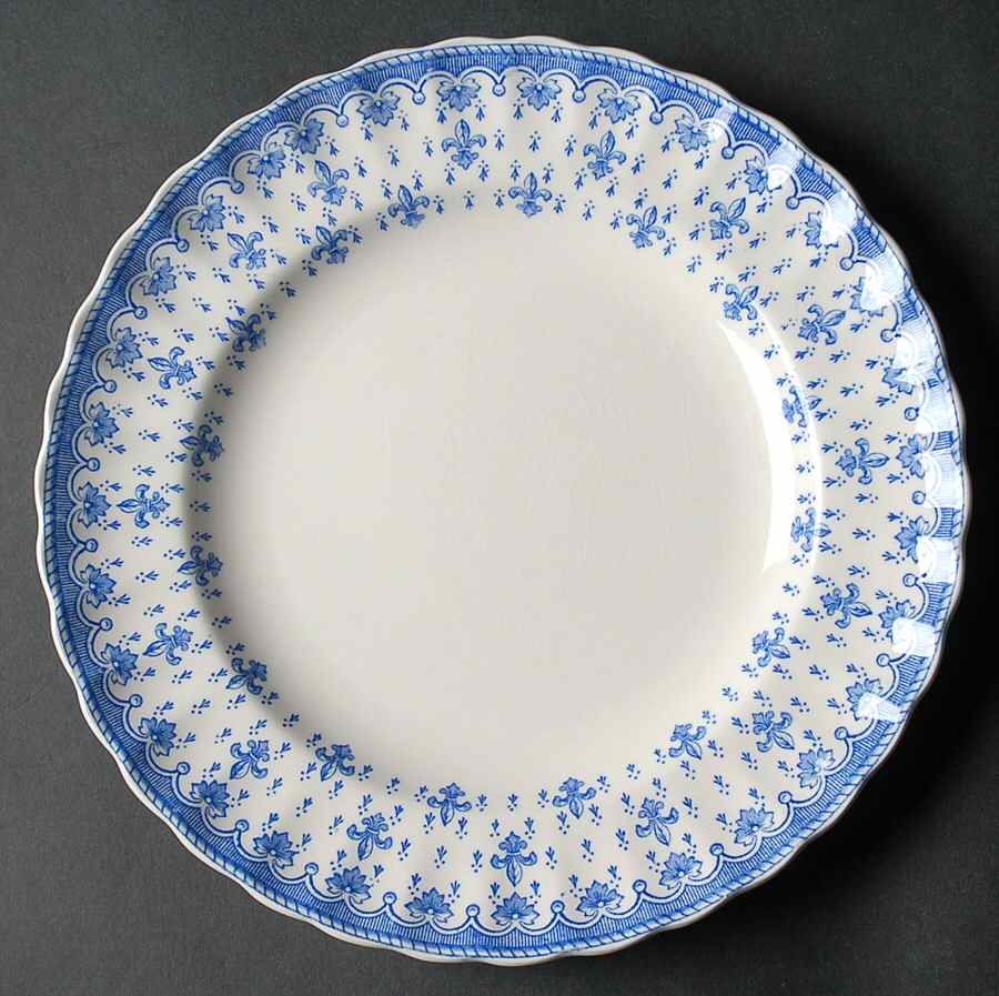 Fleur de Lys Blue (Earthenware, No Trim) Luncheon Plate by Spode-1