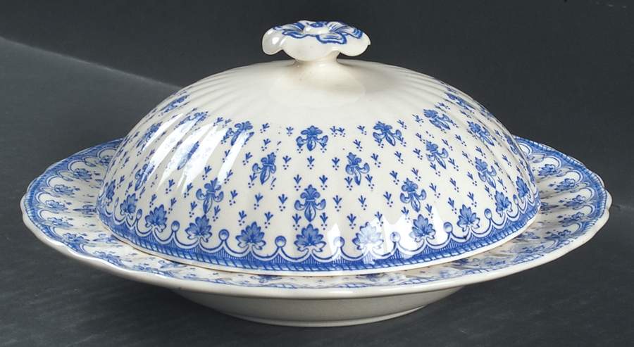 Fleur de Lys Blue (Earthenware, No Trim) Round Covered Butter by Spode-1