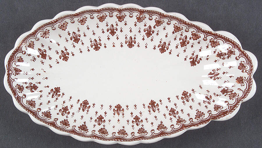 Fleur de Lys Brown (Earthenware, No Trim) Pickle Dish by Spode-1