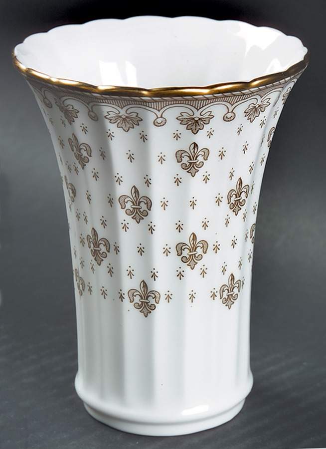 Fleur de Lys Gold (Bone, Gold Trim) 4" Vase by Spode-1