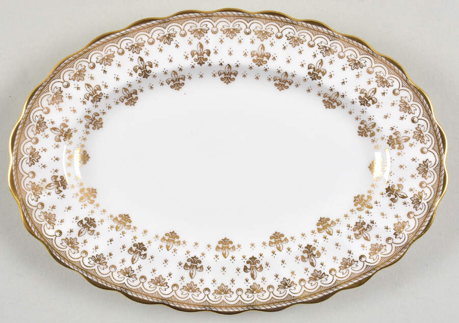 Fleur de Lys Gold (Bone, Gold Trim) Underplate for Gravy Boat by Spode-1