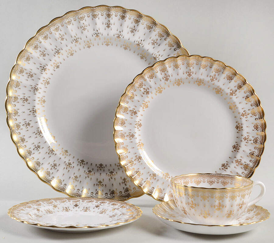 Fleur de Lys Gold (Bone, Gold Trim) 40 Piece Estate Set by Spode-1