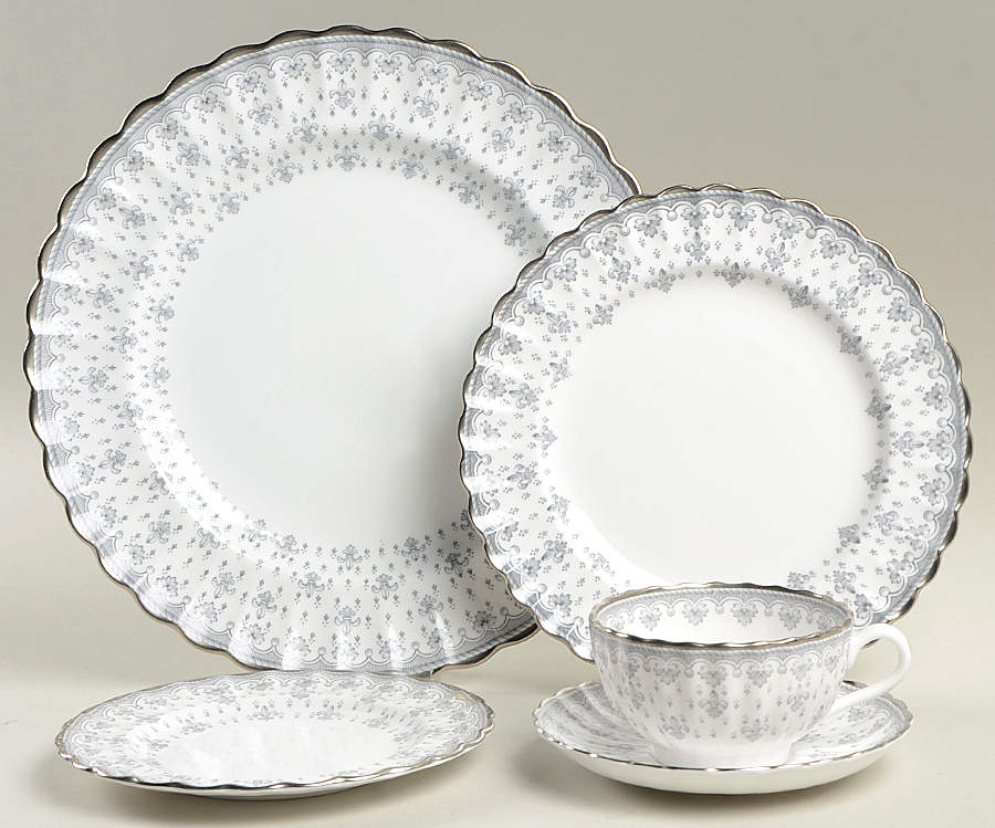 Fleur de Lys Grey (Bone, Platinum Trim) 5 Piece Place Setting by Spode-1
