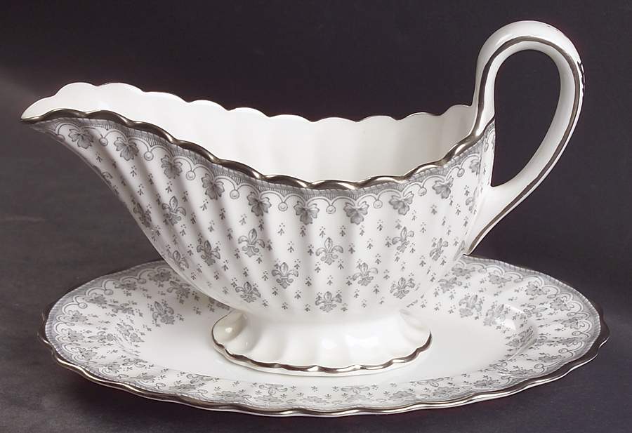 Fleur de Lys Grey (Bone, Platinum Trim) Gravy Boat & Underplate/Relish by Spode-1