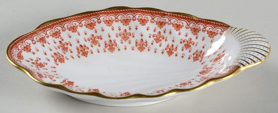 Fleur de Lys Red (Bone, Gold Trim) Shell Shaped Dish by Spode-1