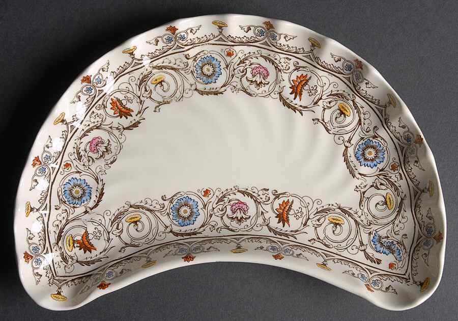 Florence Crescent Salad Plate by Spode-1