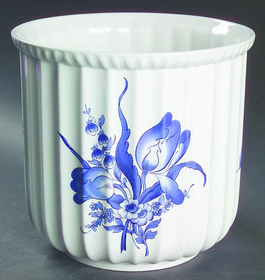 Fontaine 6" Cachepot by Spode-1
