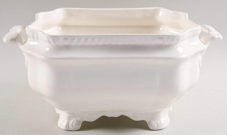 Gadroon Tureen No Lid by Spode-1