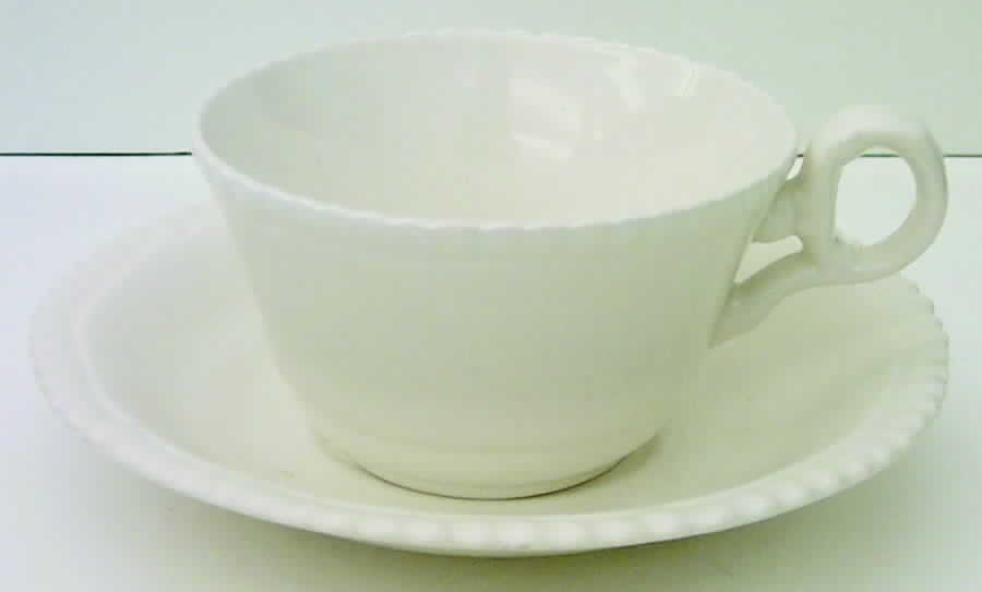 Gadroon Flat Cup & Saucer Set by Spode-1