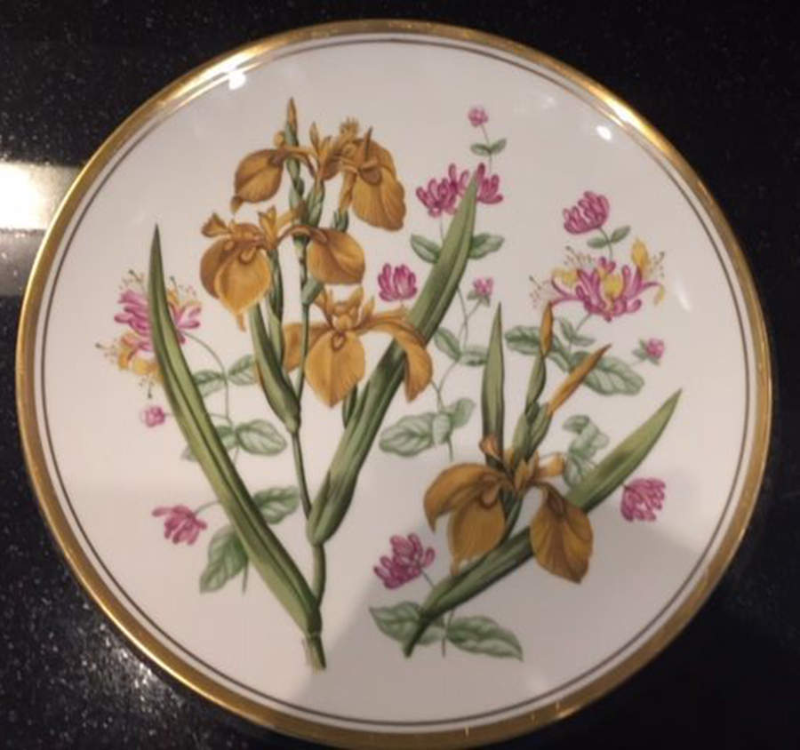 Garden Flowers Luncheon Plate by Spode-1