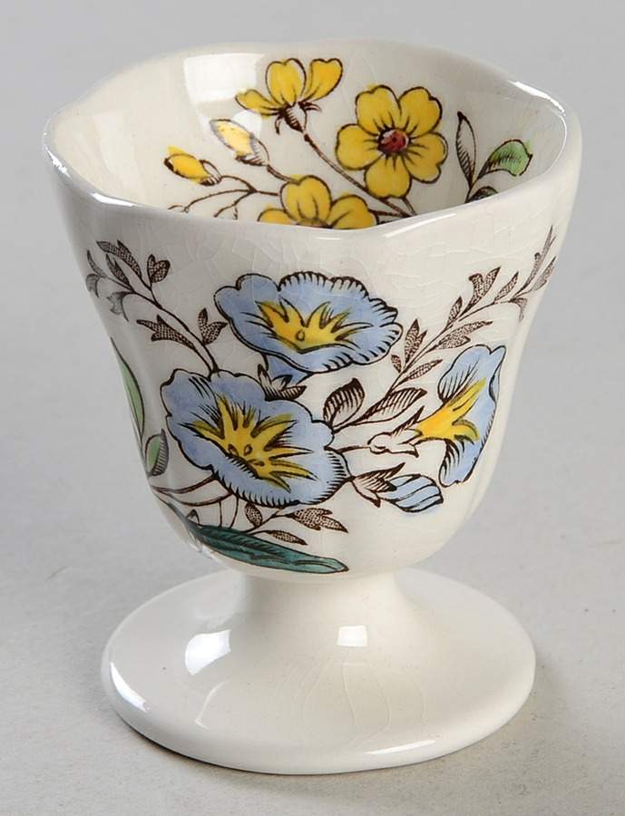 Gainsborough (Marlborough) Mini Egg Cup by Spode-1