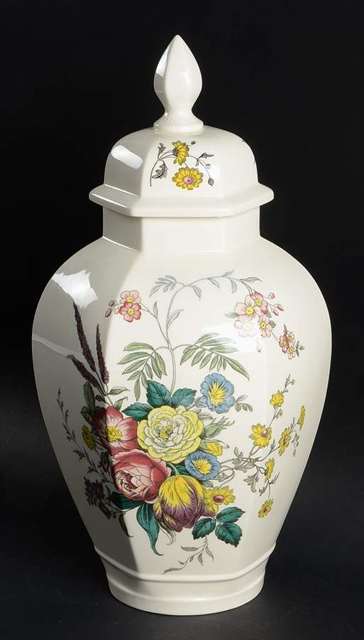 Gainsborough (Marlborough) Hexagonal Vase with Lid by Spode-1