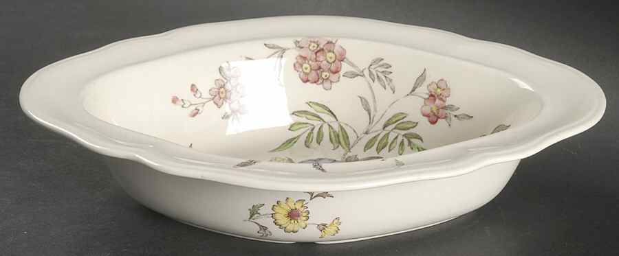 Gainsborough (Marlborough) 9" Oval Vegetable Bowl by Spode-1